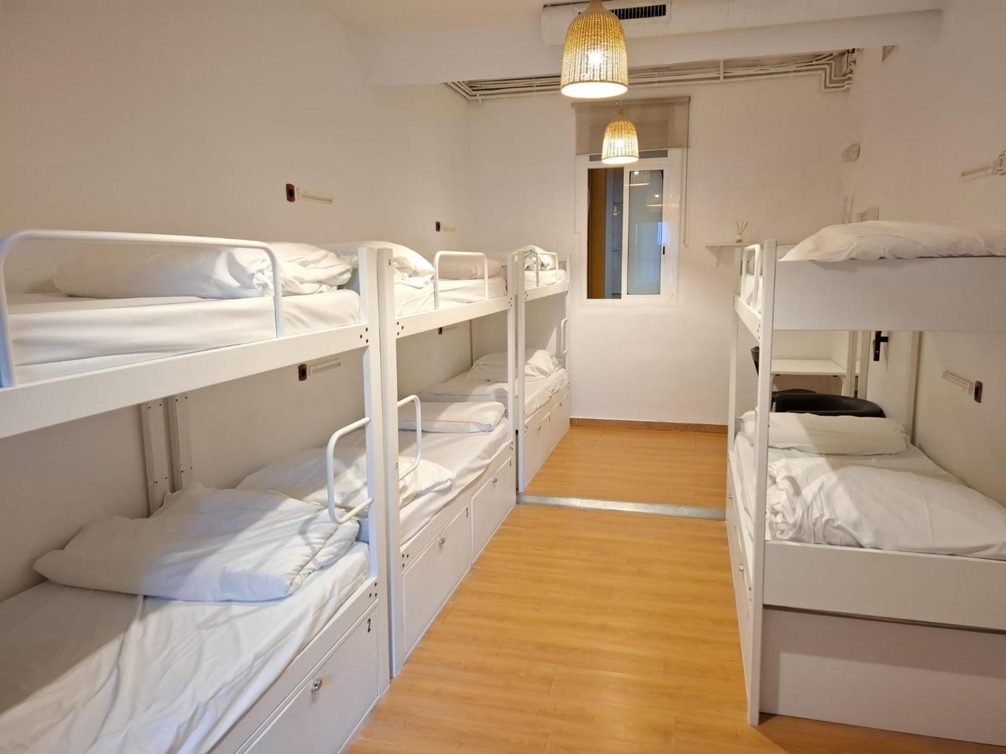 Mediterranean Hostel *
